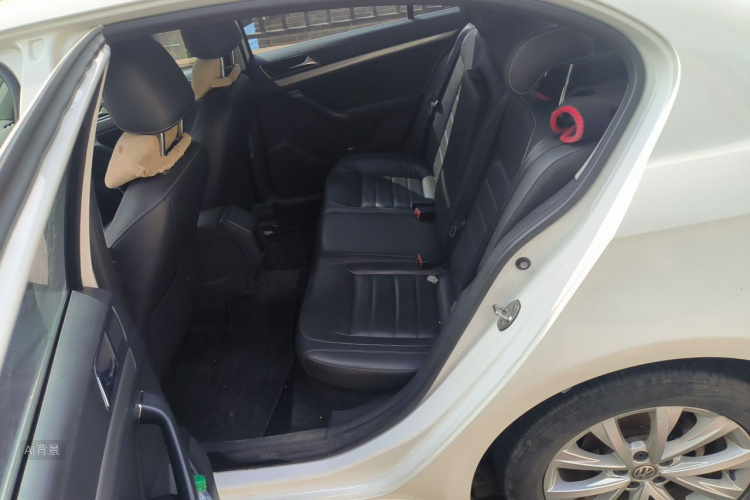 Volkswagen Lavida 2018 car image #19