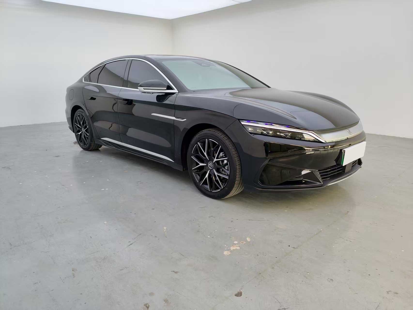 BYD Han 2025 immagine di auto #2