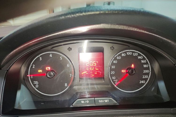 Volkswagen Santana 2022 car image #20
