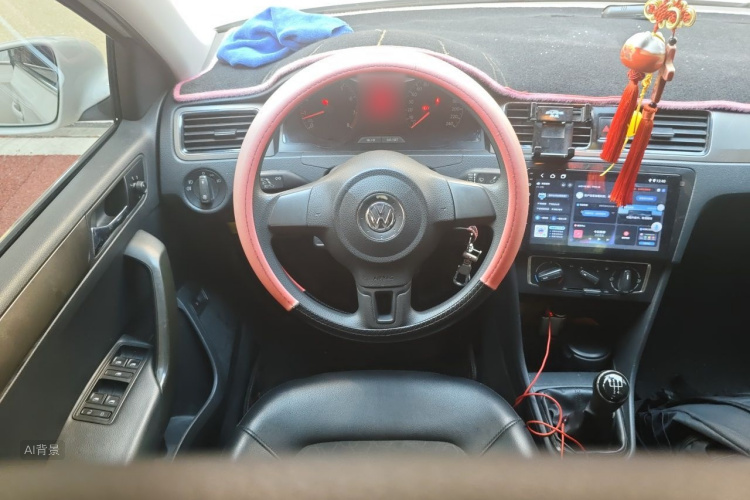 Volkswagen Santana 2016 car image #12