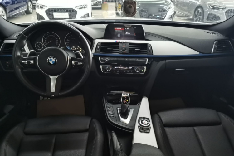 BMW 3 Series GT 2019 #10 BMW 3 Series GT 2019 immagine di auto #10