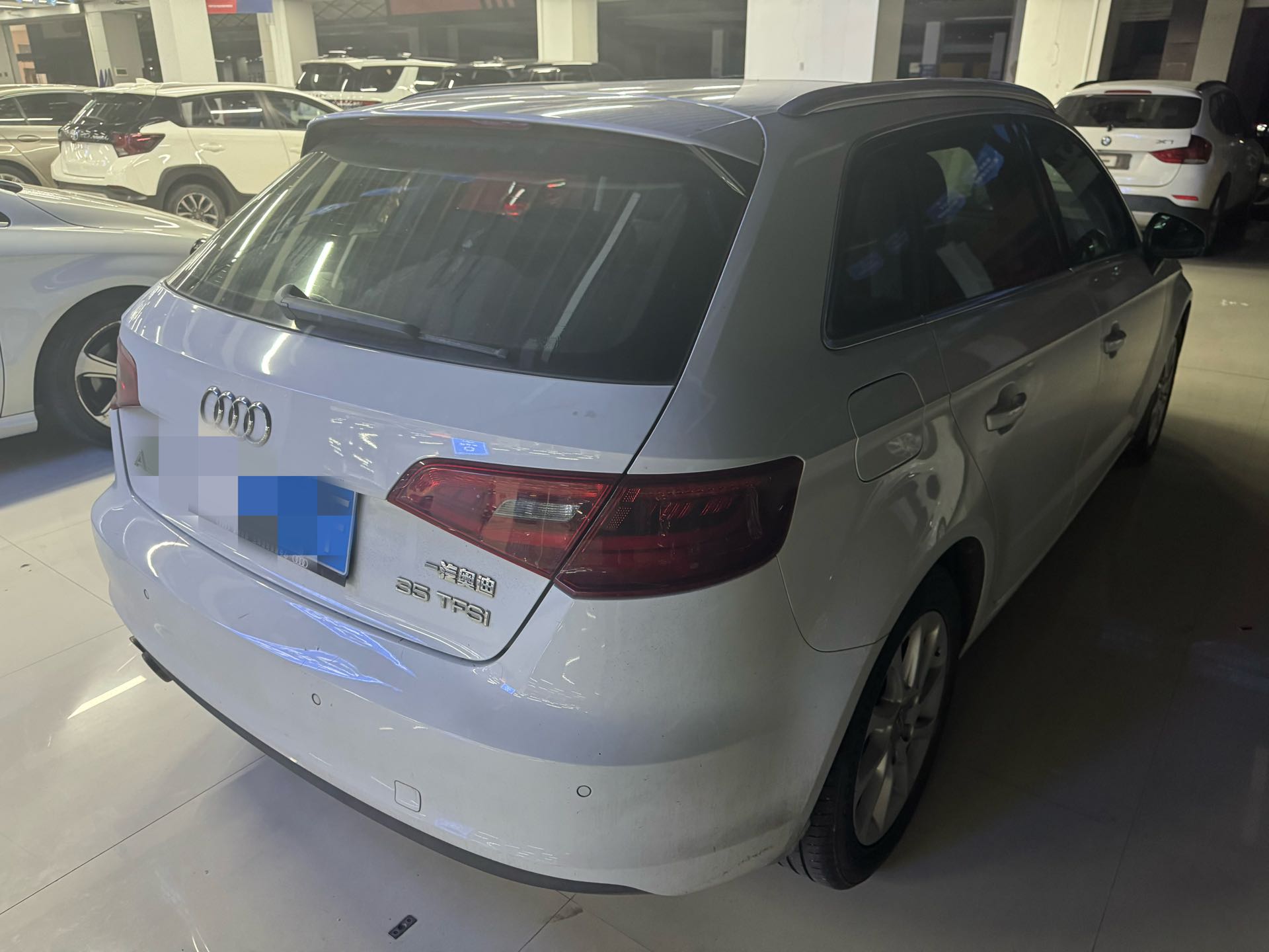 2016 imagem de carro #5