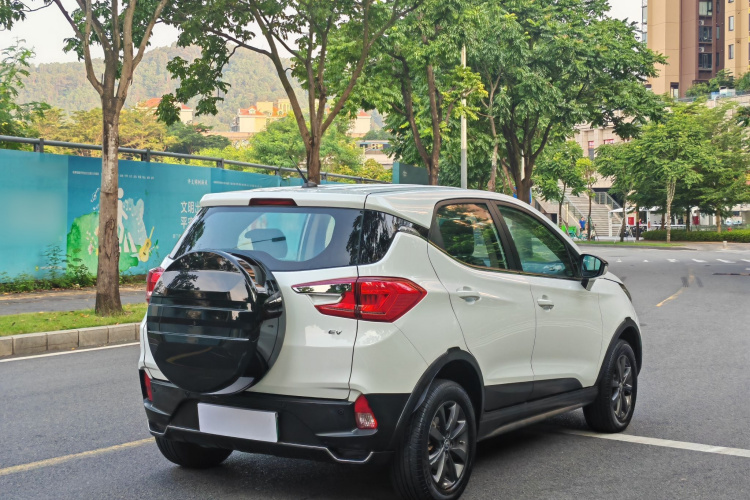 BYD Yuan New Energy 2019 imagen de coche #9