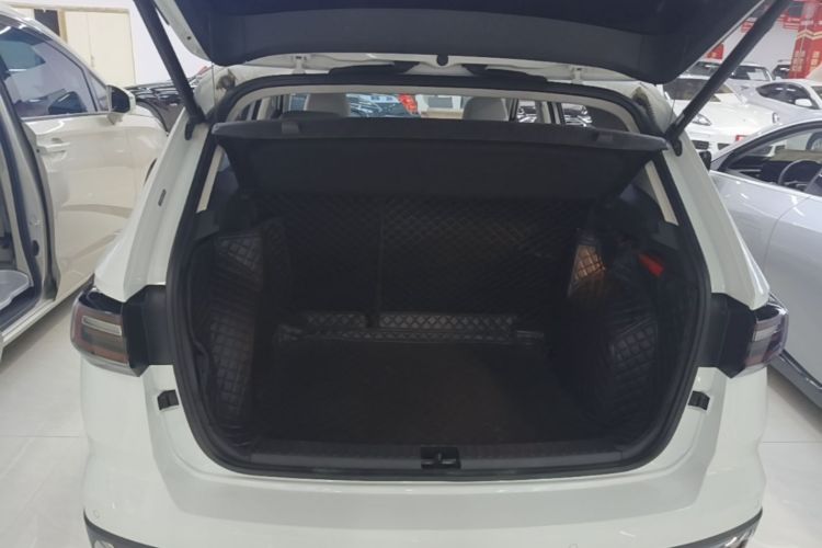 Volkswagen Tharu 2025 car image #19