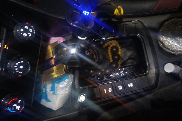 Volkswagen Bora 2021 image de voiture #16