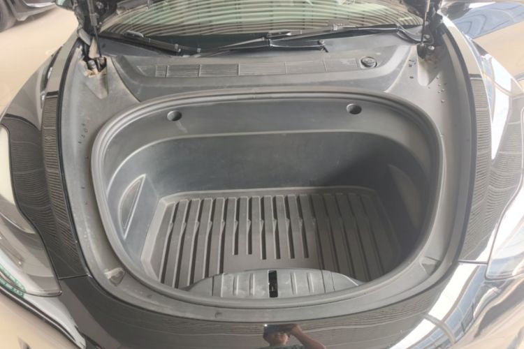 Tesla Model 3 2021 car image #20