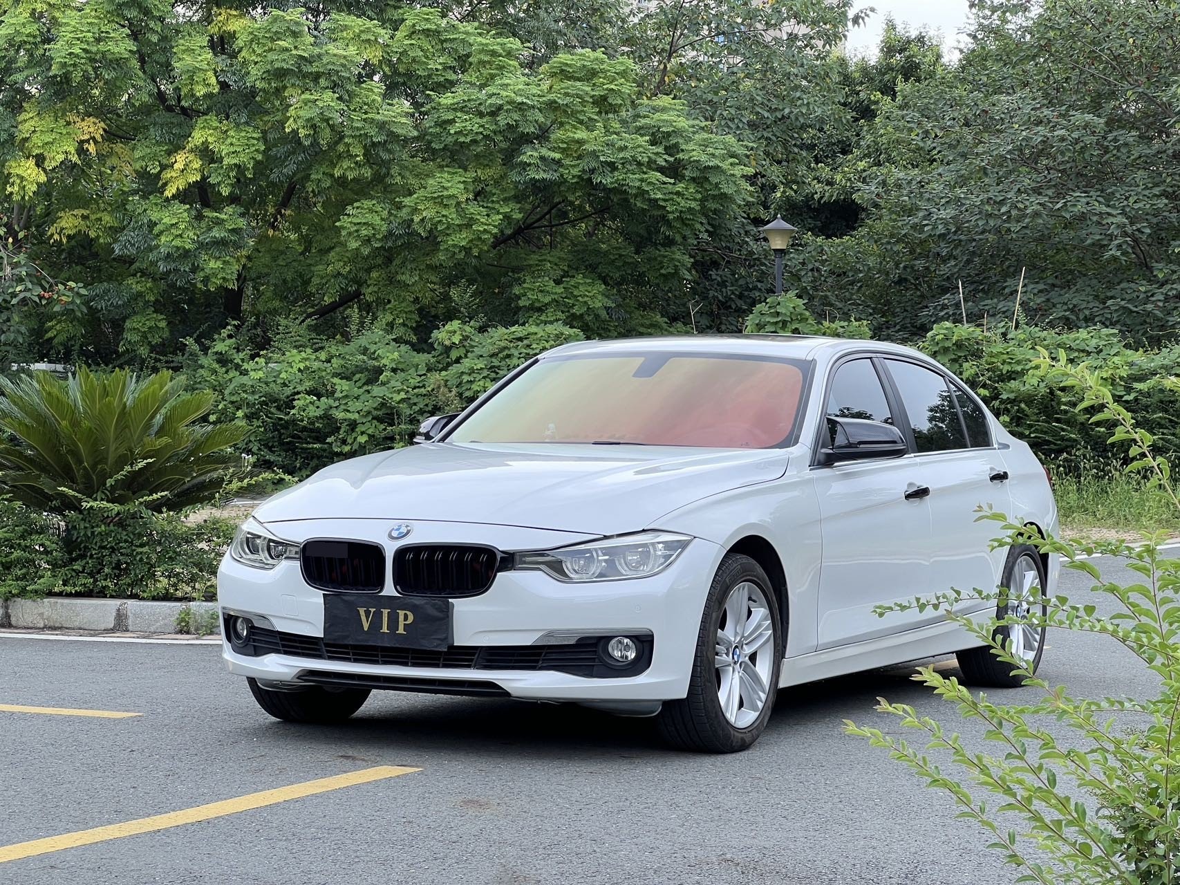 BMW 3 Series 2017 car image 