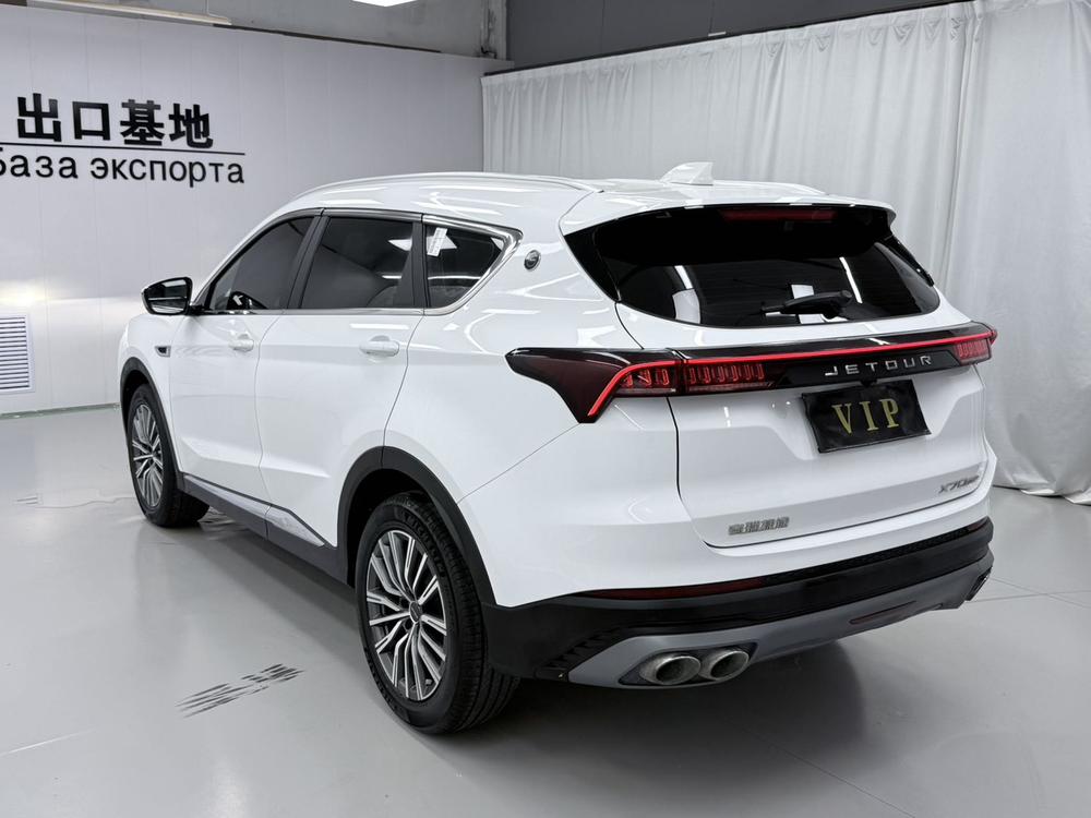 Jetour X70 PLUS 2023 #4 Jetour X70 PLUS 2023 car image #4