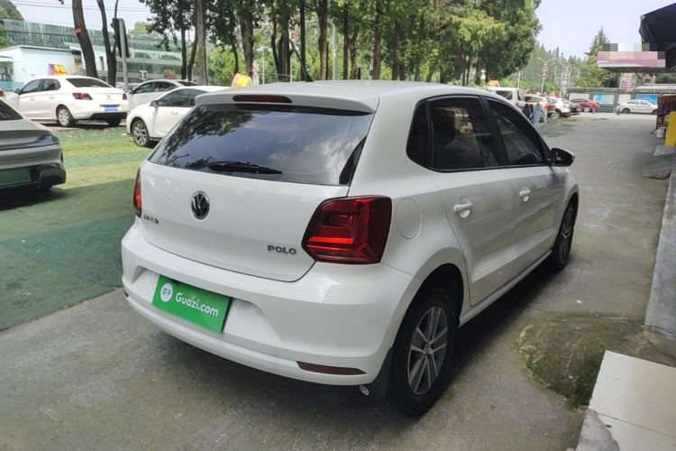 Volkswagen Polo 2016 car image #7