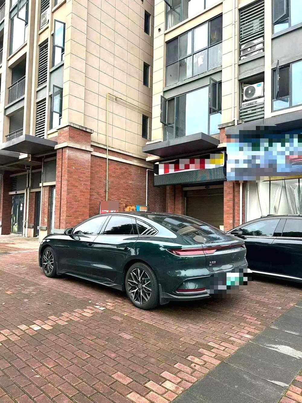 BYD Han 2023 car image #4