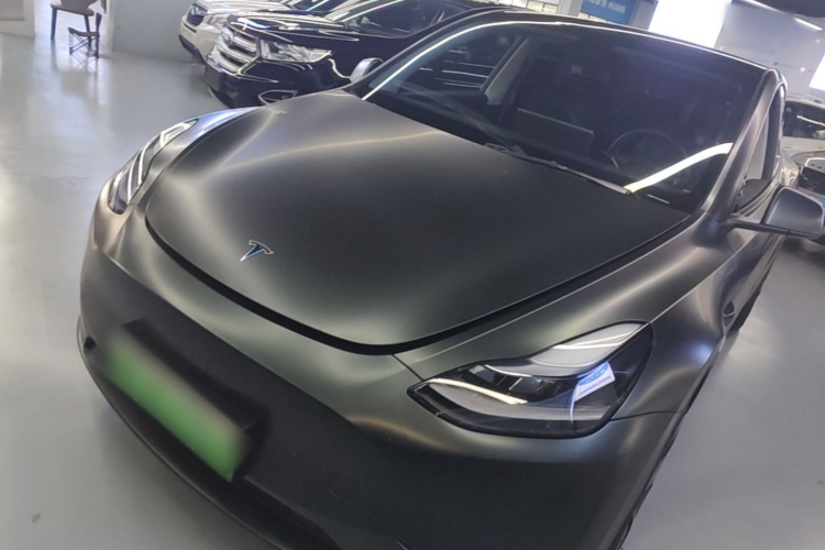 Tesla Model Y 2022 #2 Tesla Model Y 2022 car image #2