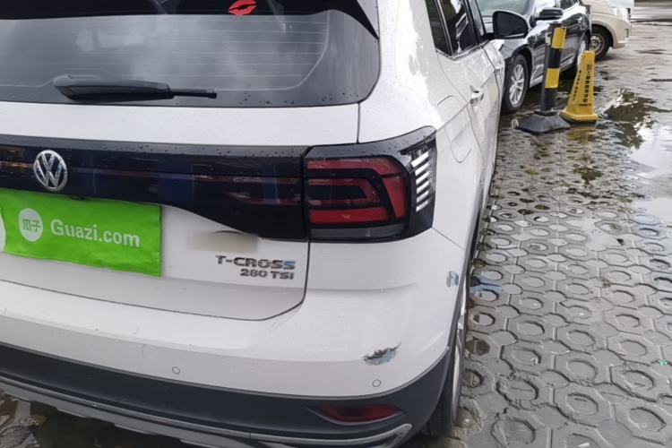 Volkswagen T-Cross 2020 #8 Volkswagen T-Cross 2020 صورة سيارة #8