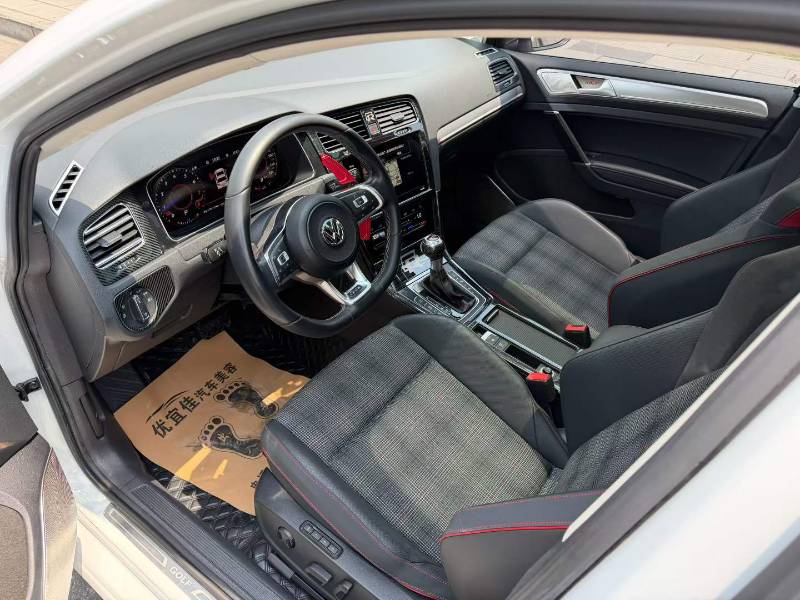 Volkswagen Golf 2020 #4 Volkswagen Golf 2020 car image #4