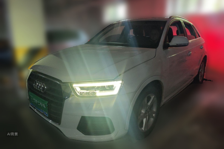 Audi Q3 2019 car image #2