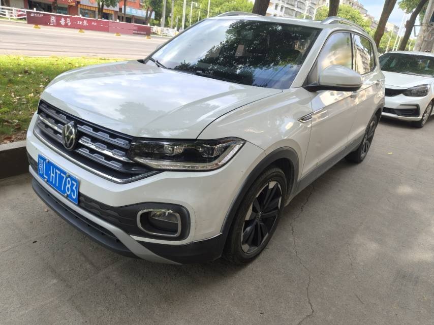 Volkswagen Tacqua 2020 car image 