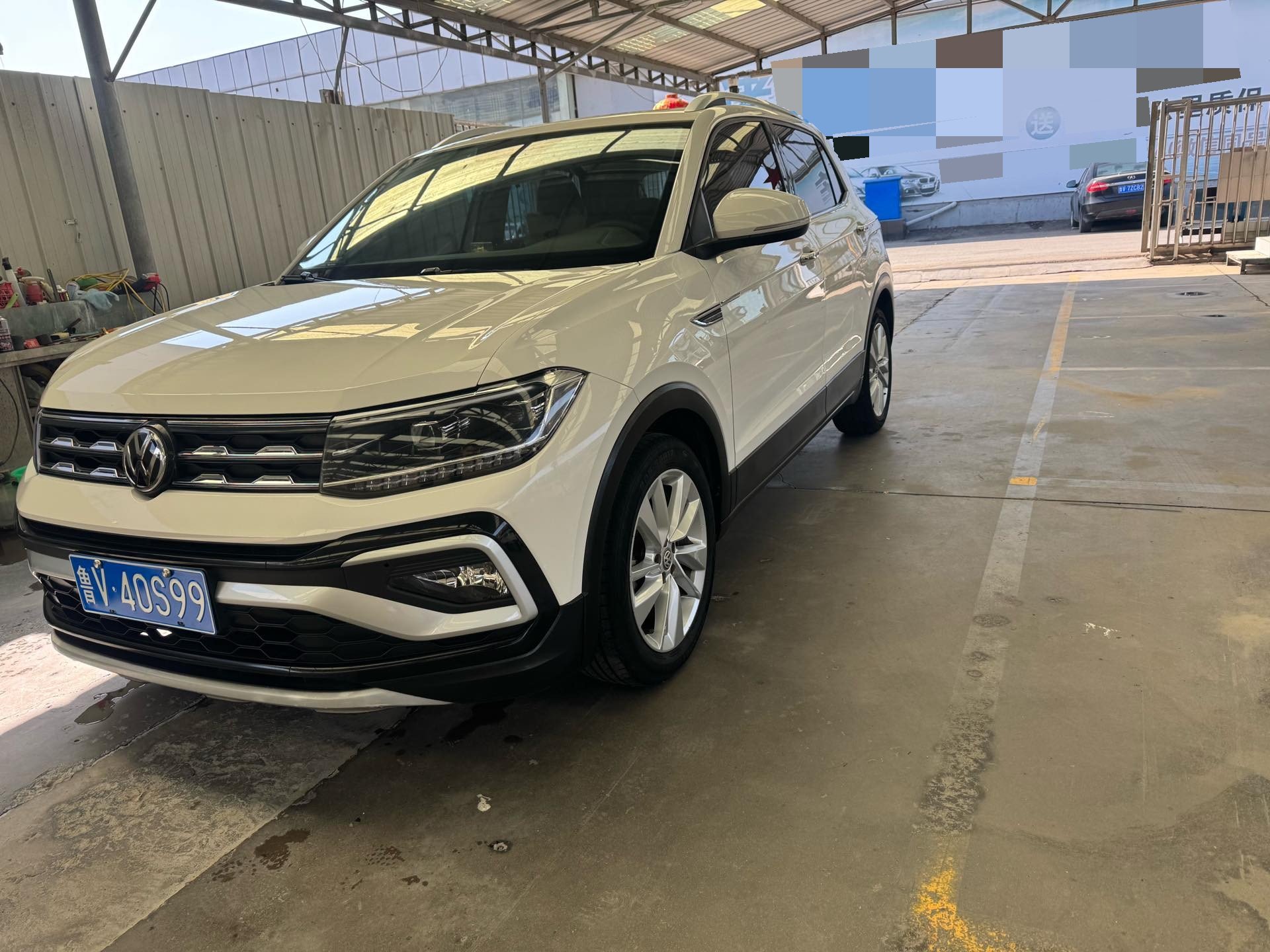 Volkswagen T-Cross 2020 car image 