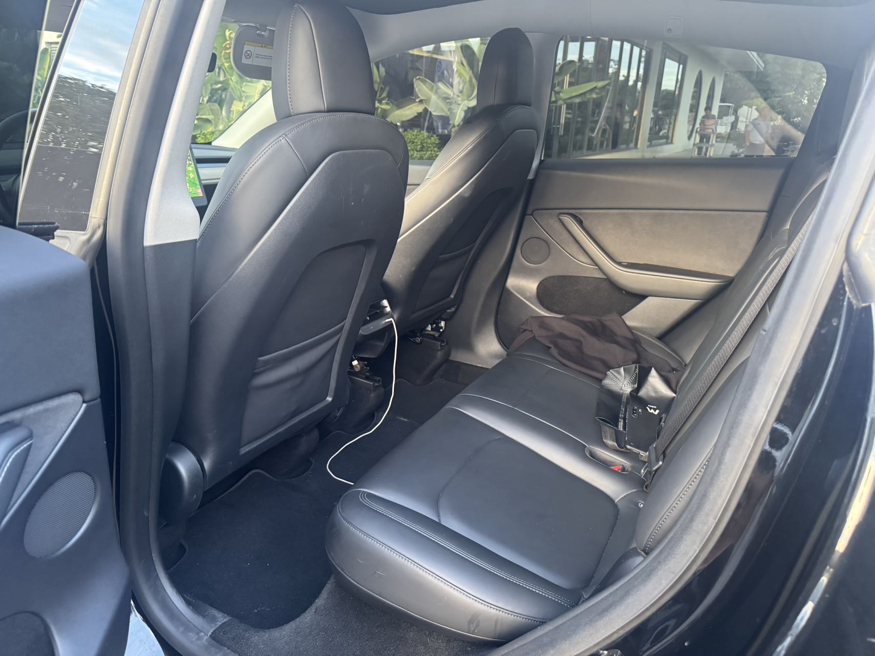 Tesla Model Y 2021 car image #9