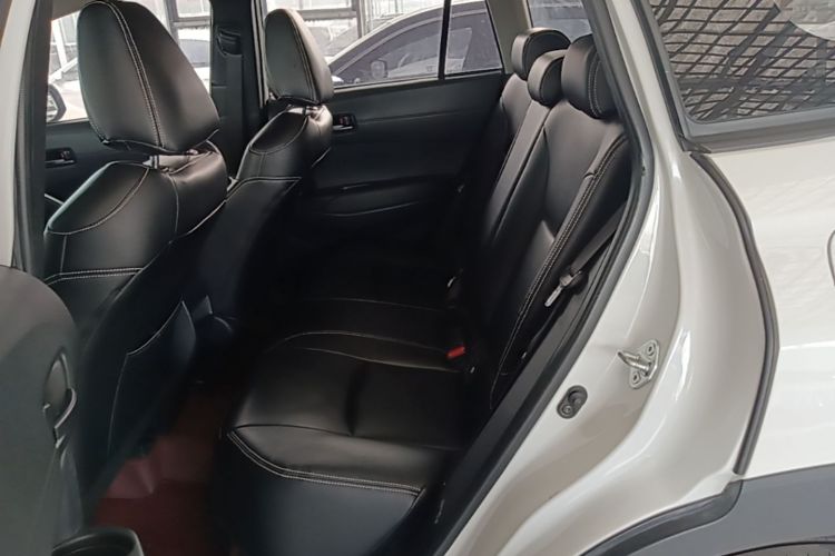 Toyota Corolla Cross 2022 immagine di auto #17