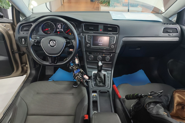 Volkswagen Golf 2017 #10 Volkswagen Golf 2017 car image #10