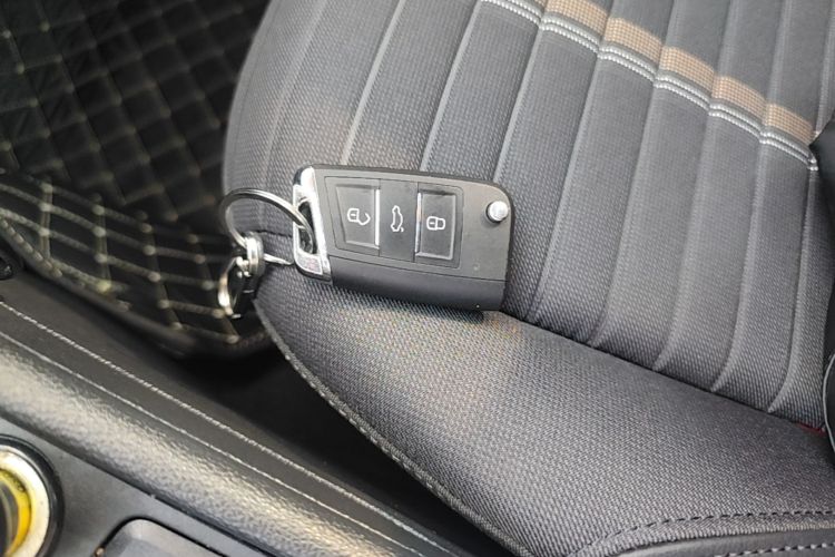 Volkswagen Lavida 2019 #14 Volkswagen Lavida 2019 car image #14