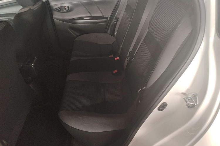Toyota Vios 2023 immagine di auto #17