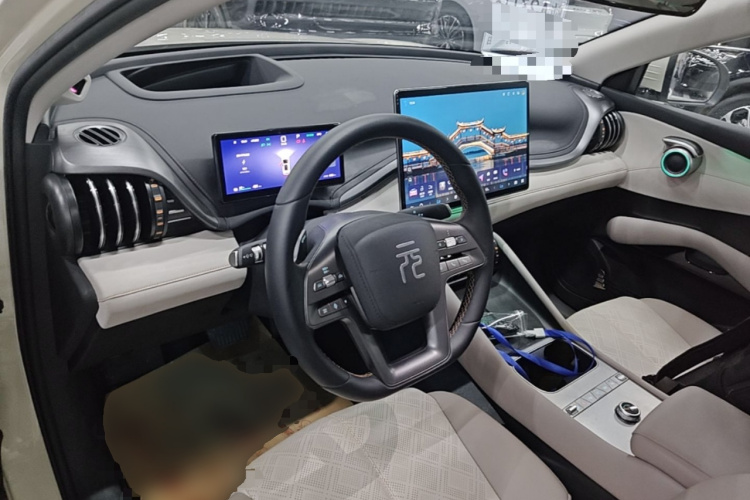 2025 car image #10