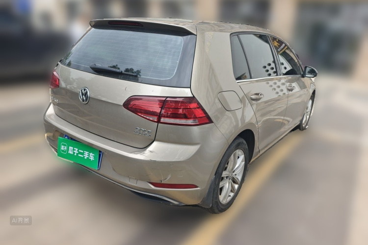 Volkswagen Golf 2019 car image #7