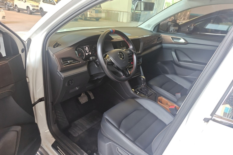 Volkswagen Tharu 2022 #16 Volkswagen Tharu 2022 car image #16