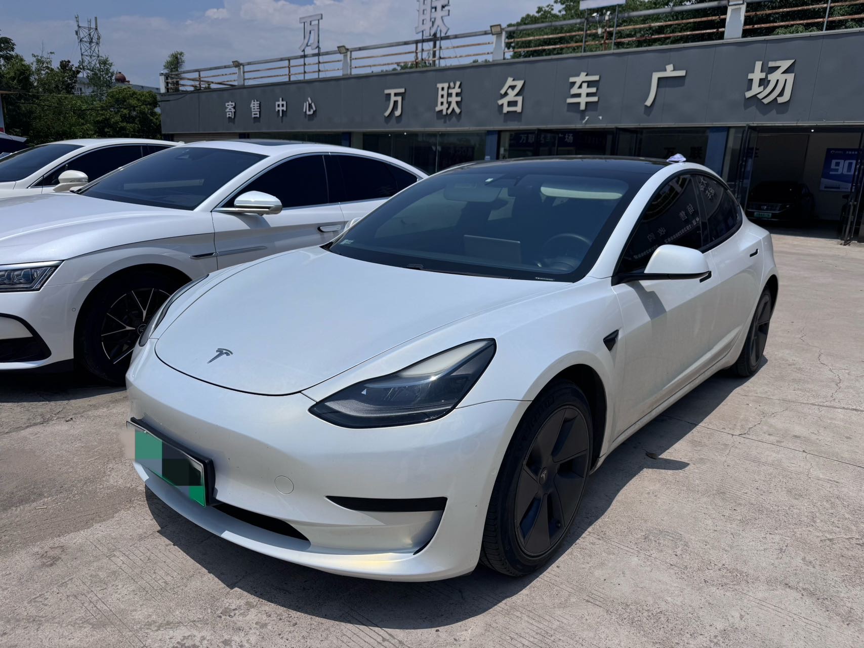 Tesla Model 3 2021 Tesla Model 3 2021 immagine di auto
