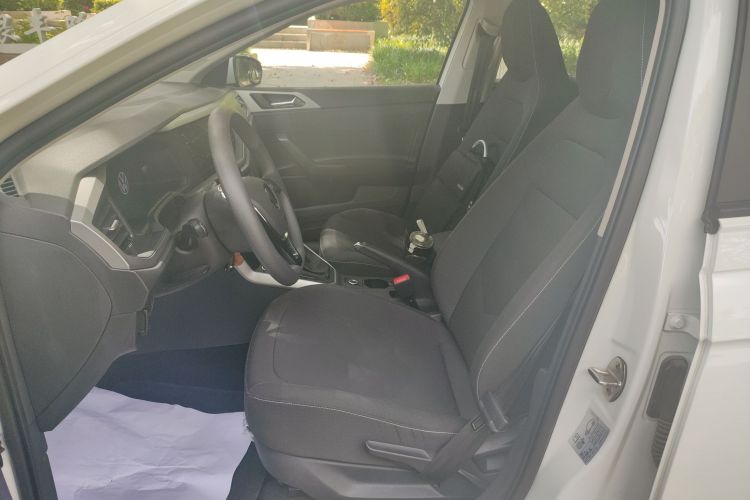 Volkswagen Polo 2023 immagine di auto #15