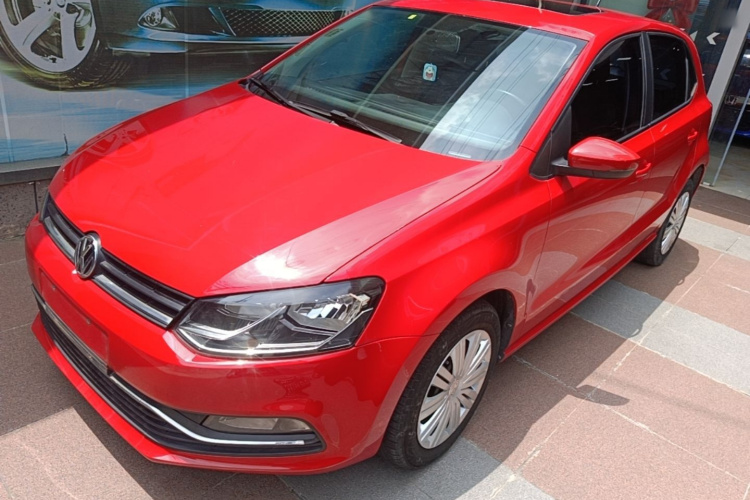 Volkswagen Polo 2017 car image #2