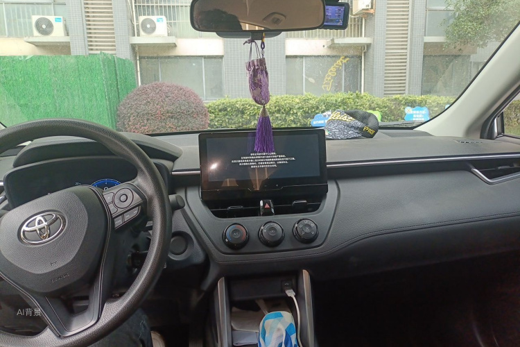 Toyota Corolla Cross 2024 immagine di auto #11