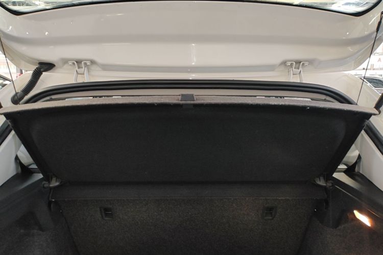 Volkswagen Polo 2016 #19 Volkswagen Polo 2016 car image #19