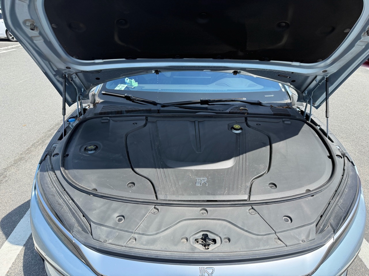 BYD Han 2023 car image #9