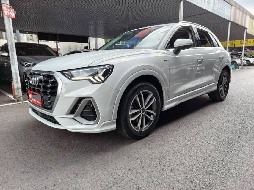 Audi Q3 2023 Audi Q3 2023 car image
