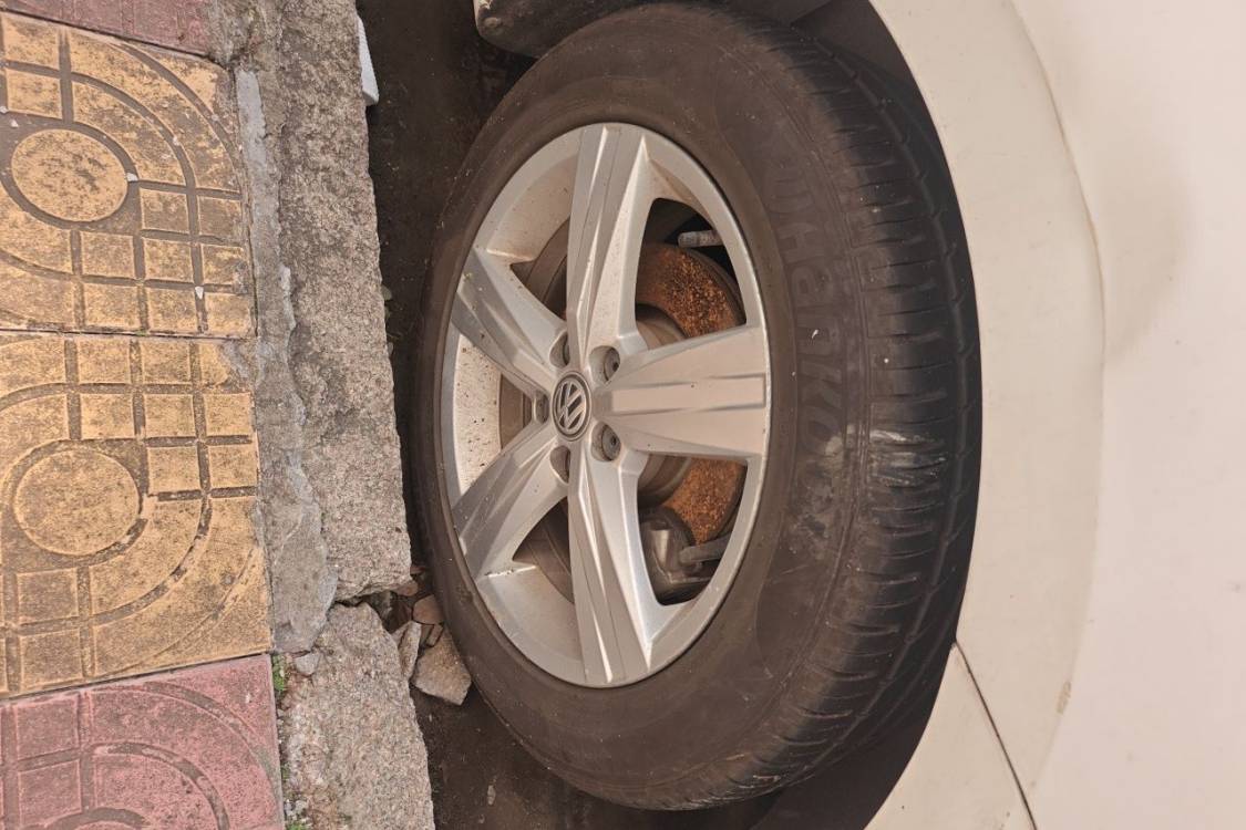 Volkswagen Lavida 2019 car image #9