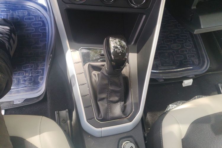 Volkswagen Polo 2019 #14 Volkswagen Polo 2019 car image #14