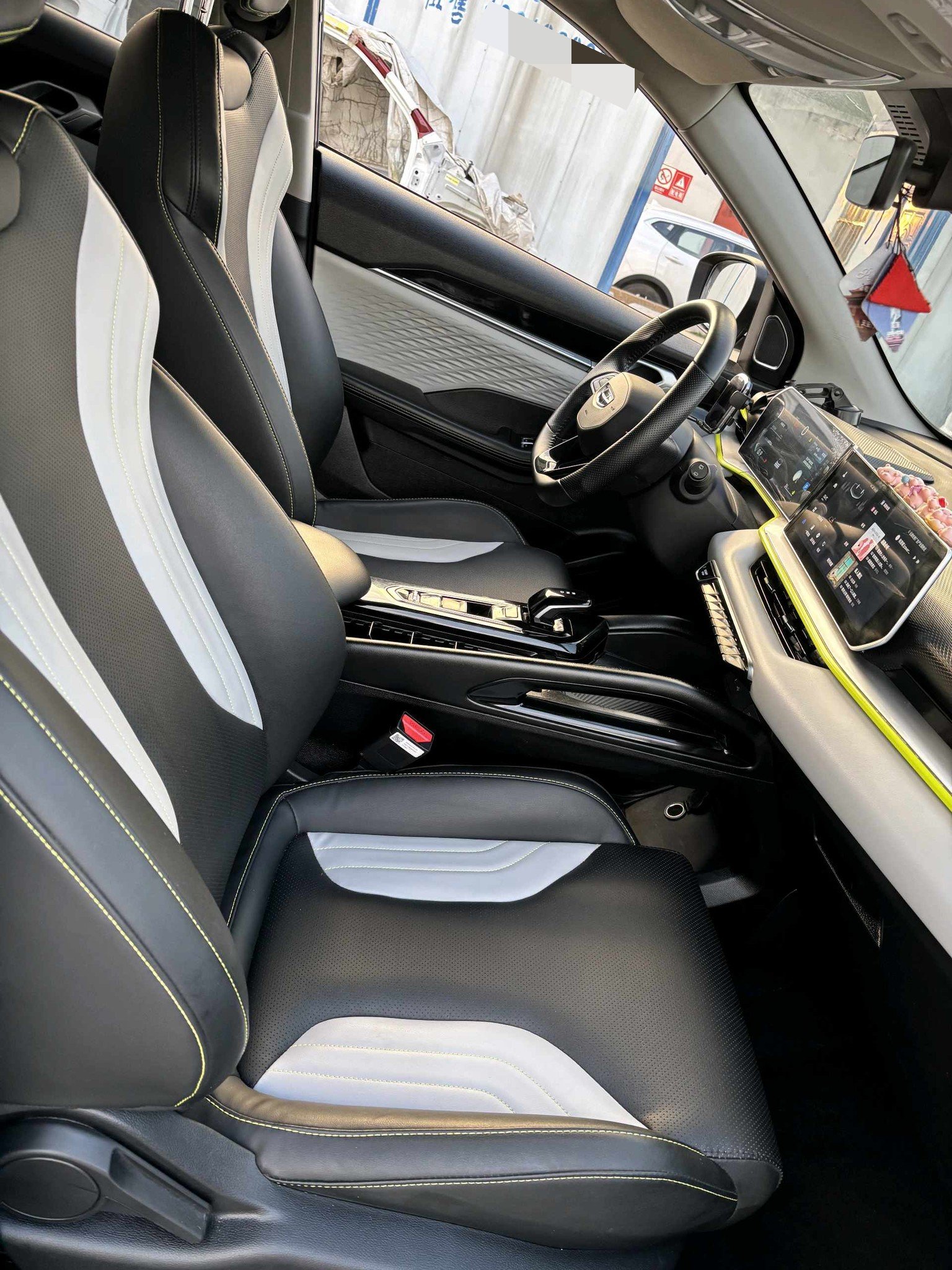 GEELY Coolray 2023 imagem de carro #7