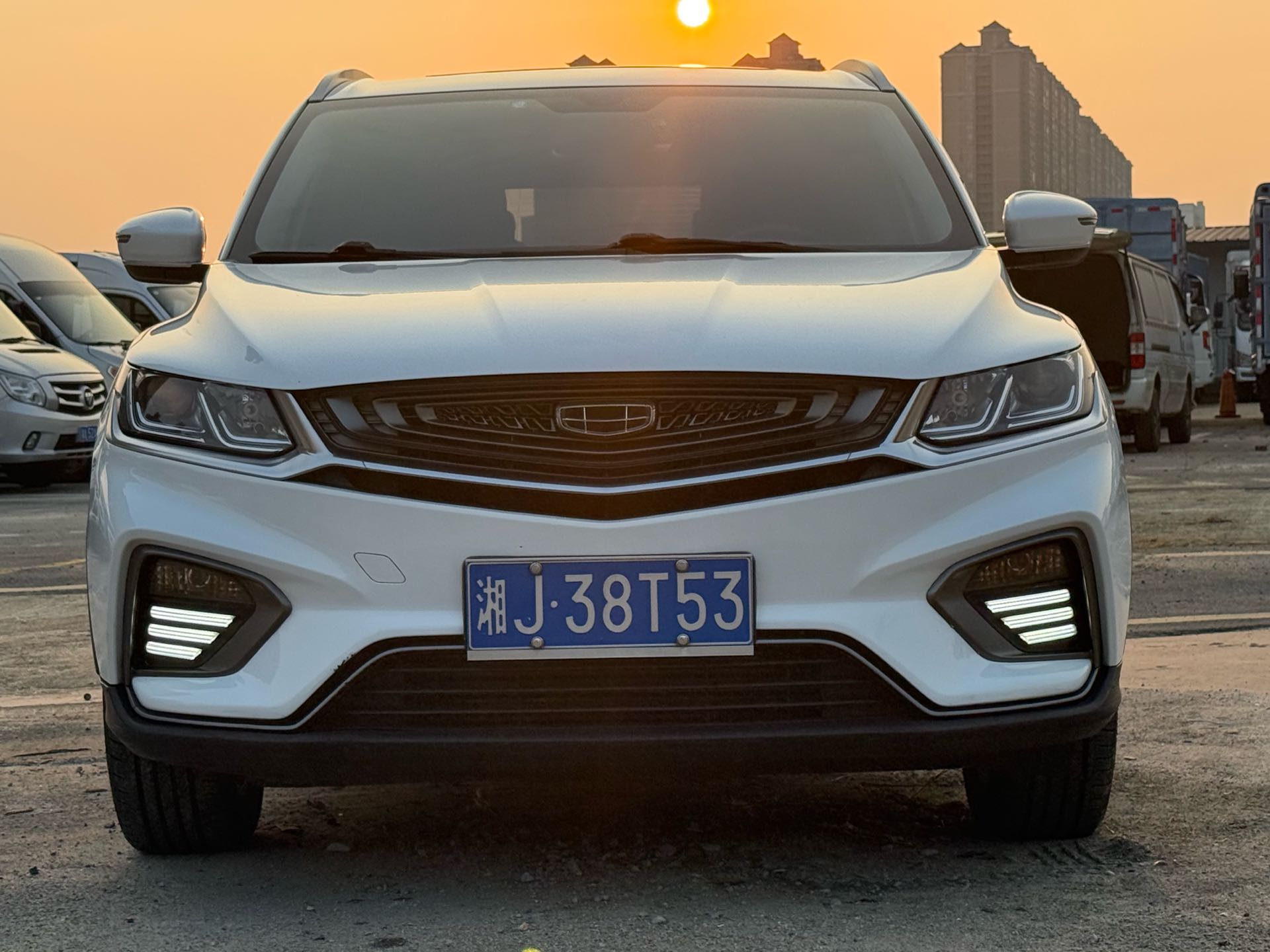 GEELY Coolray 2020 immagine di auto #2