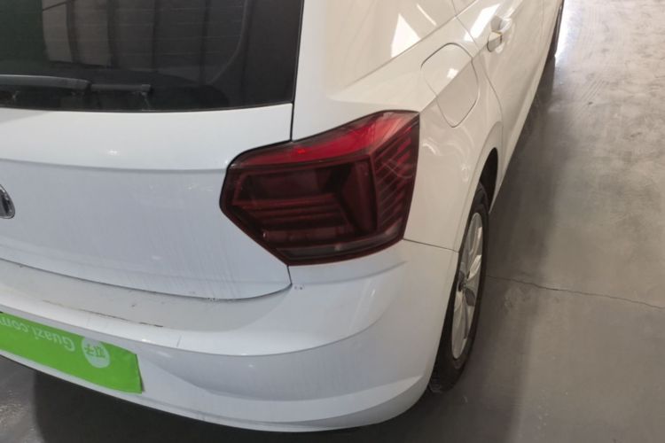 Volkswagen Polo 2019 car image #8