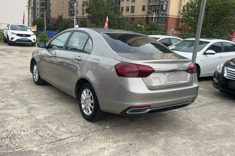 GEELY Emgrand 2020 #10 GEELY Emgrand 2020 car image #10
