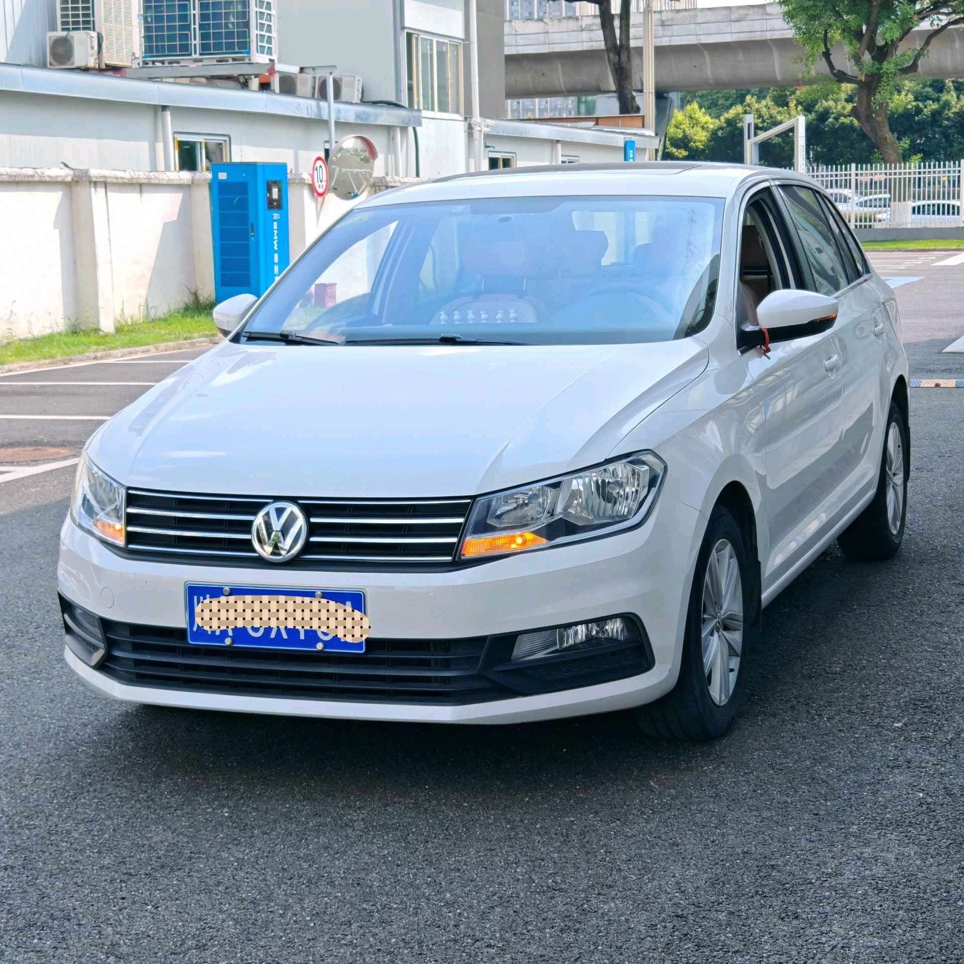 Volkswagen Santana 2016 car image 