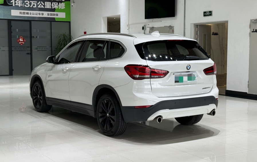 BMW X1 2020 car image #9