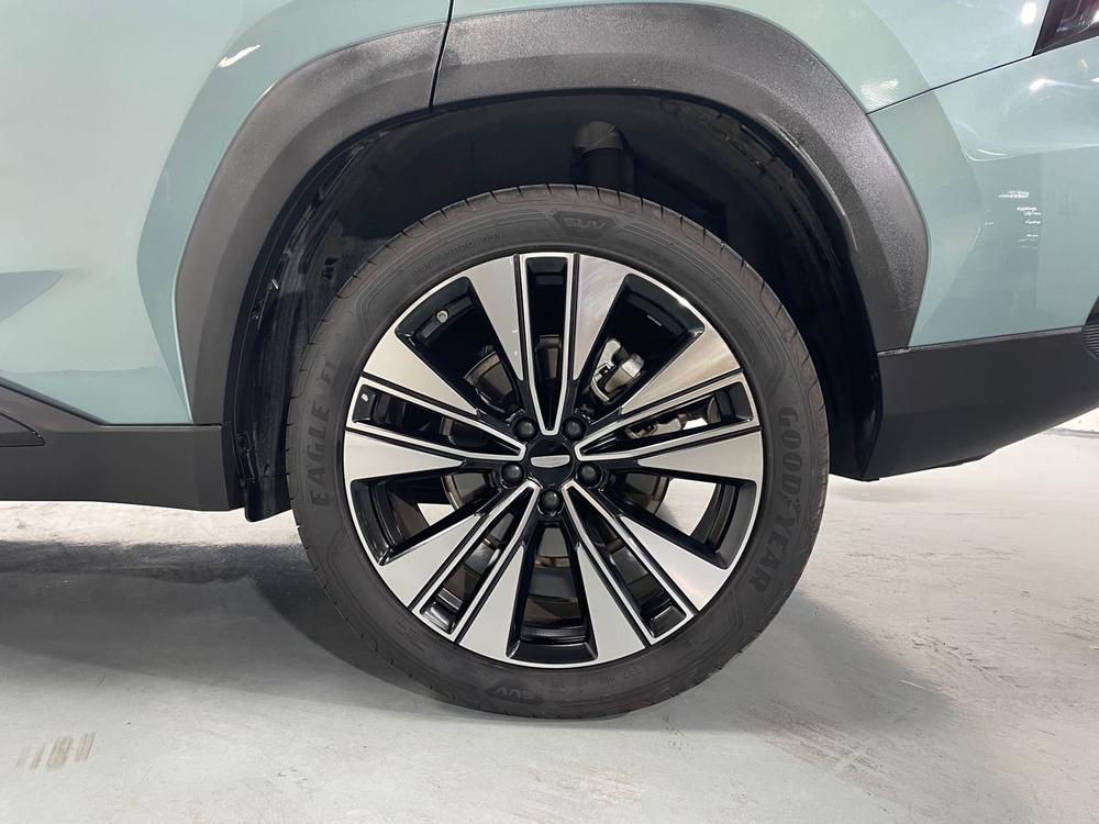 GEELY Boyue L 2025 car image #9