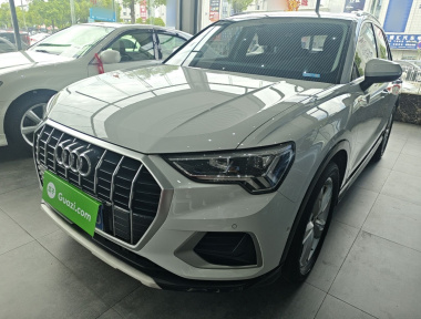 Audi Q3 2023 Audi Q3 2023 car image