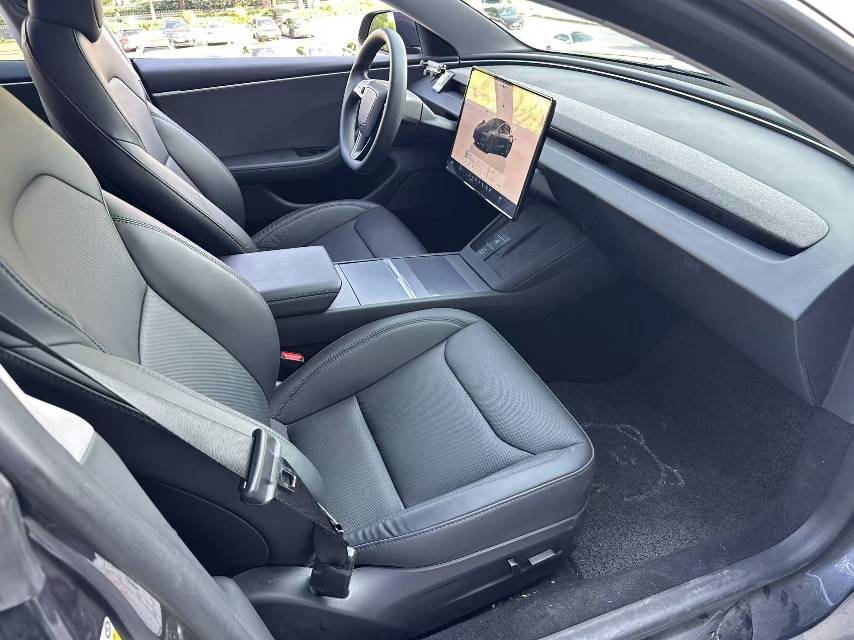 Tesla Model 3 2024 #14 Tesla Model 3 2024 car image #14