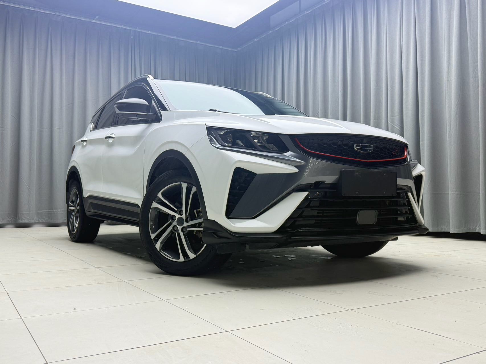 GEELY Coolray 2022 #2 GEELY Coolray 2022 car image #2