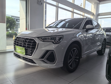 Audi Q3 2021 Audi Q3 2021 image de voiture