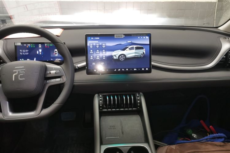 BYD Yuan Plus 2025 صورة سيارة #17