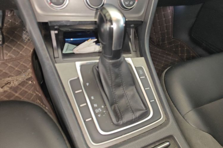 Volkswagen Golf 2015 #14 Volkswagen Golf 2015 car image #14